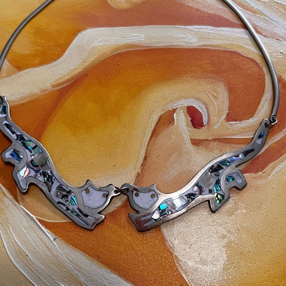 Mexican Alpaca Silver mother of pearl Neclace cat figures - Picture 2 of 8